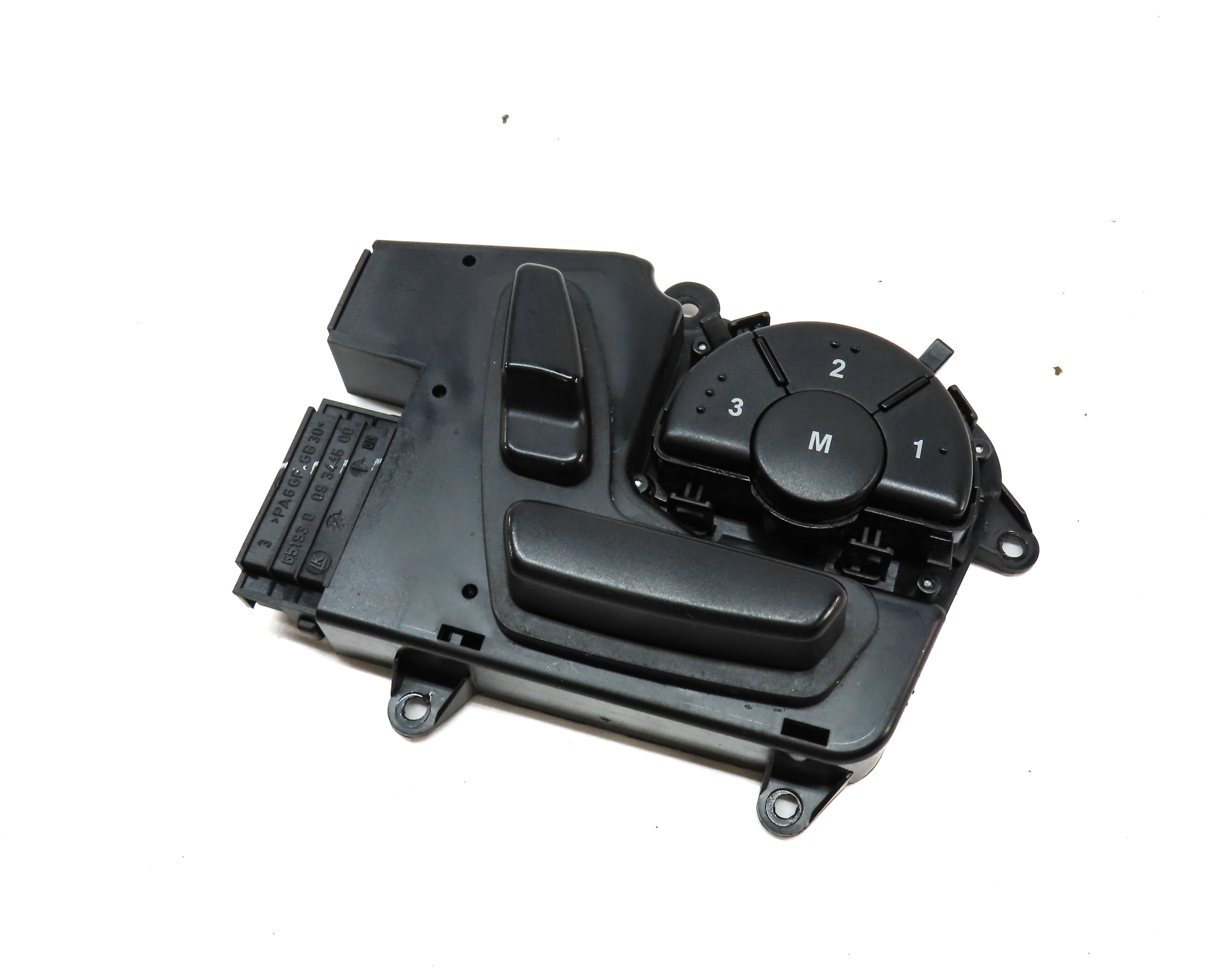 2011 MERCEDES GL450 (X164) FRONT RIGHT PASSENGER MEMORY SEAT ADJUST SWITCH BLACK — exact item pictured